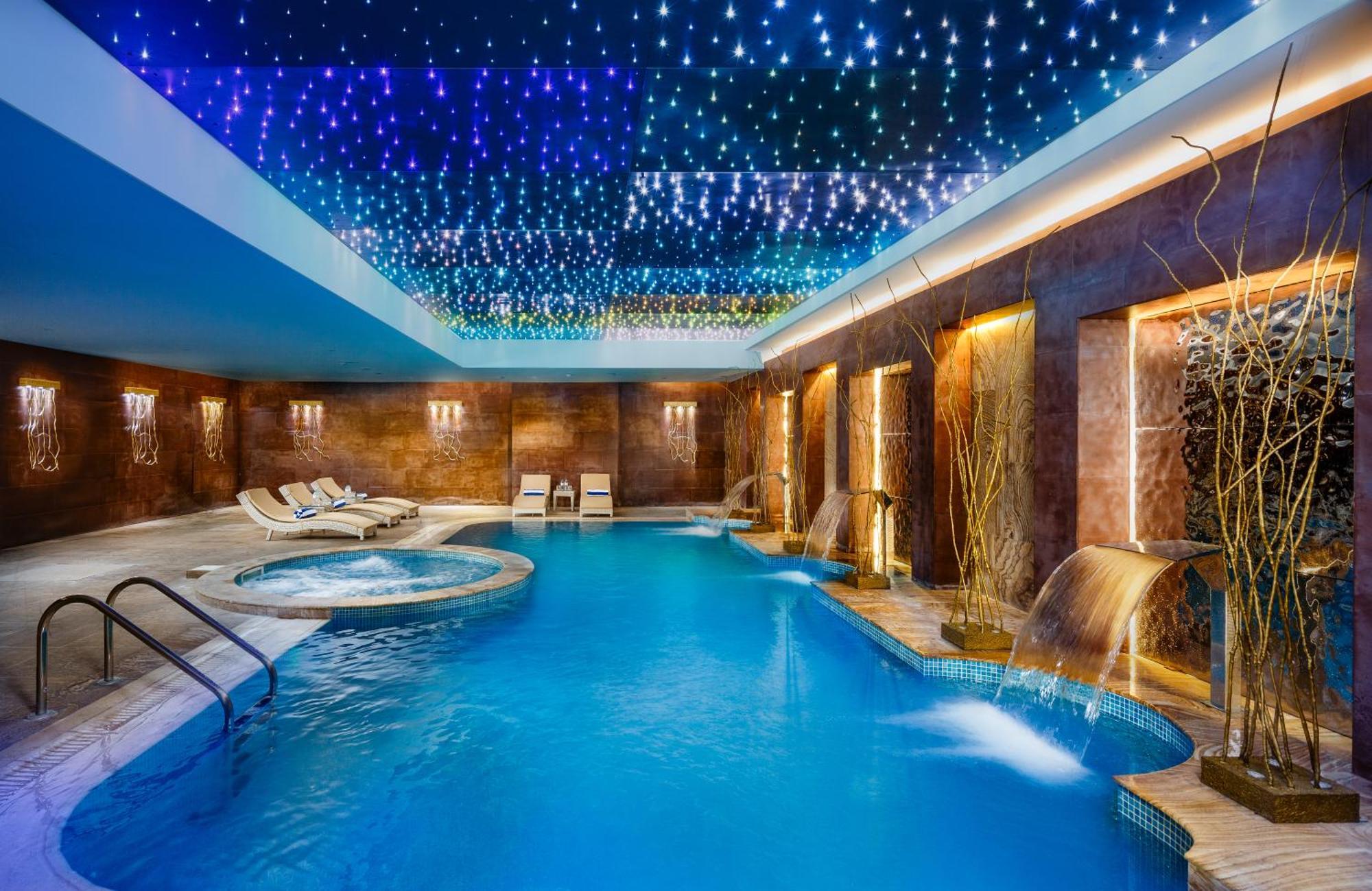 Millennium Place Doha Eksteriør billede Spa at the hotel