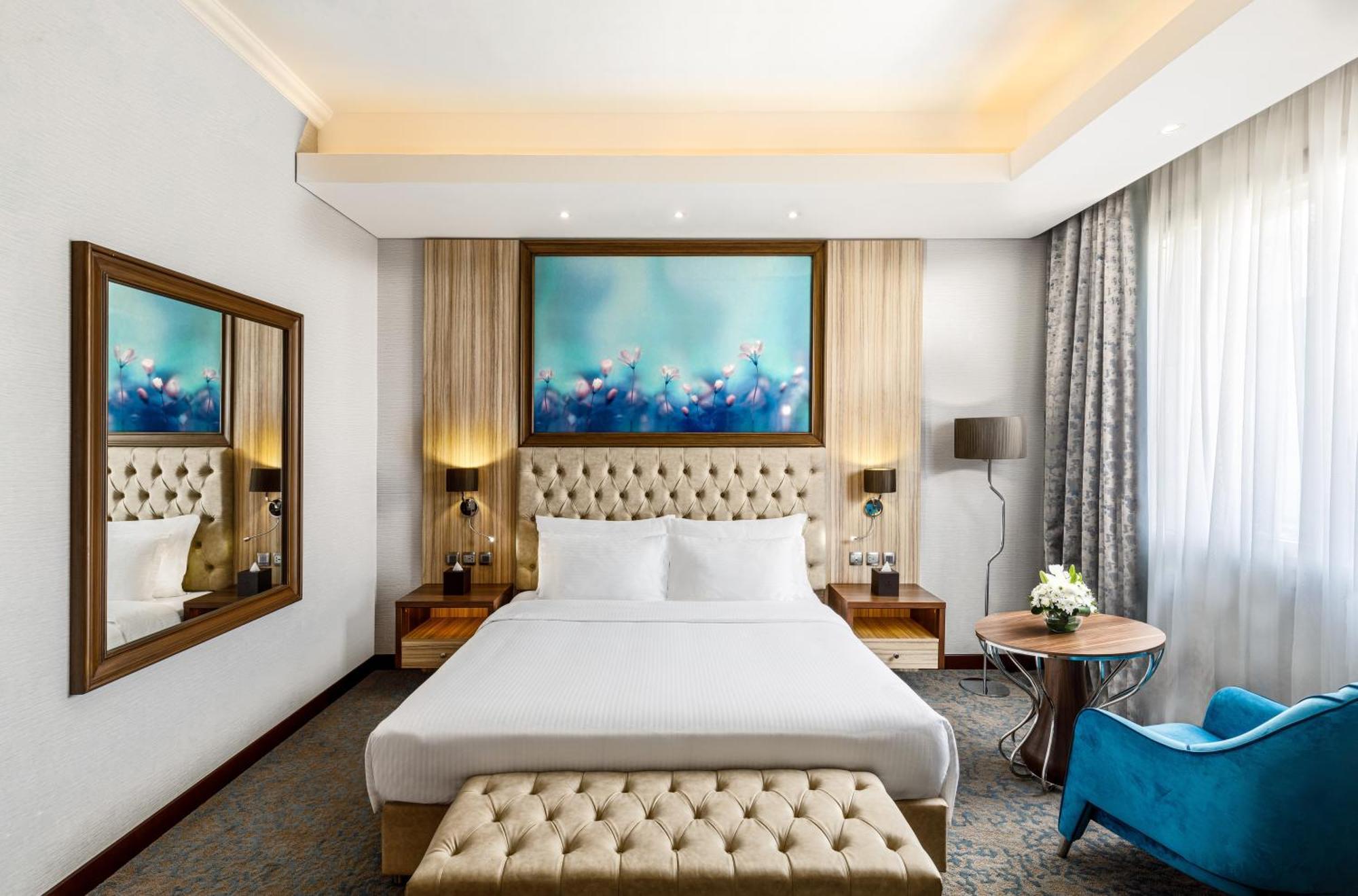 Millennium Place Doha Eksteriør billede Deluxe Room