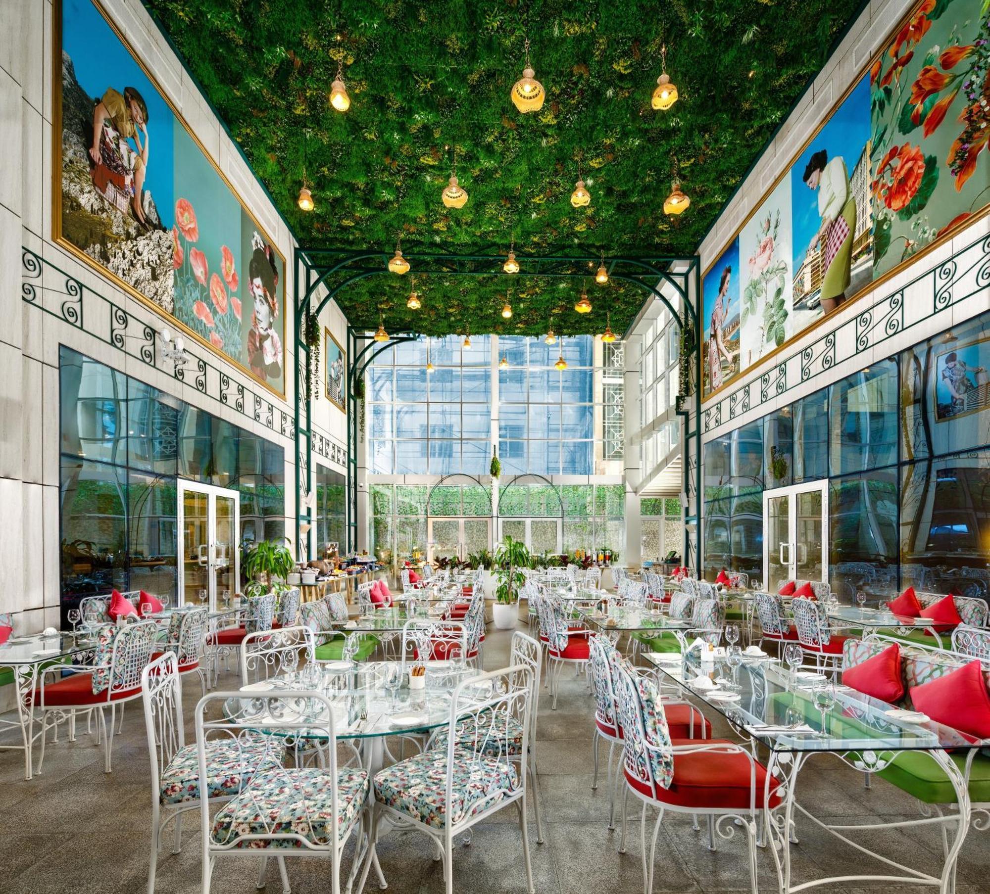 Millennium Place Doha Eksteriør billede The interior of the restaurant