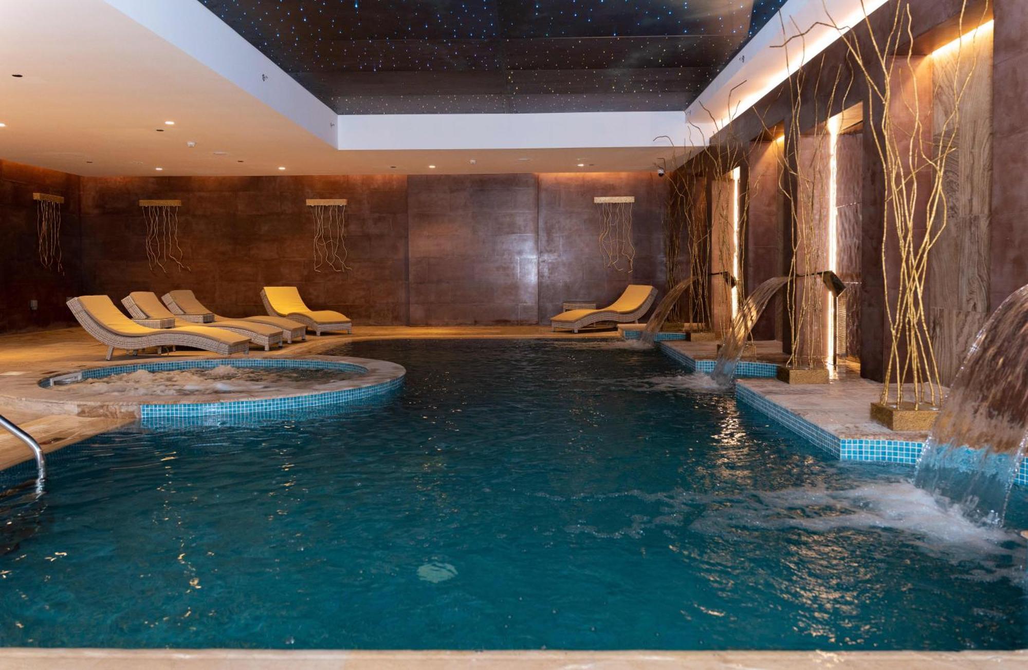 Millennium Place Doha Eksteriør billede Spa at the hotel