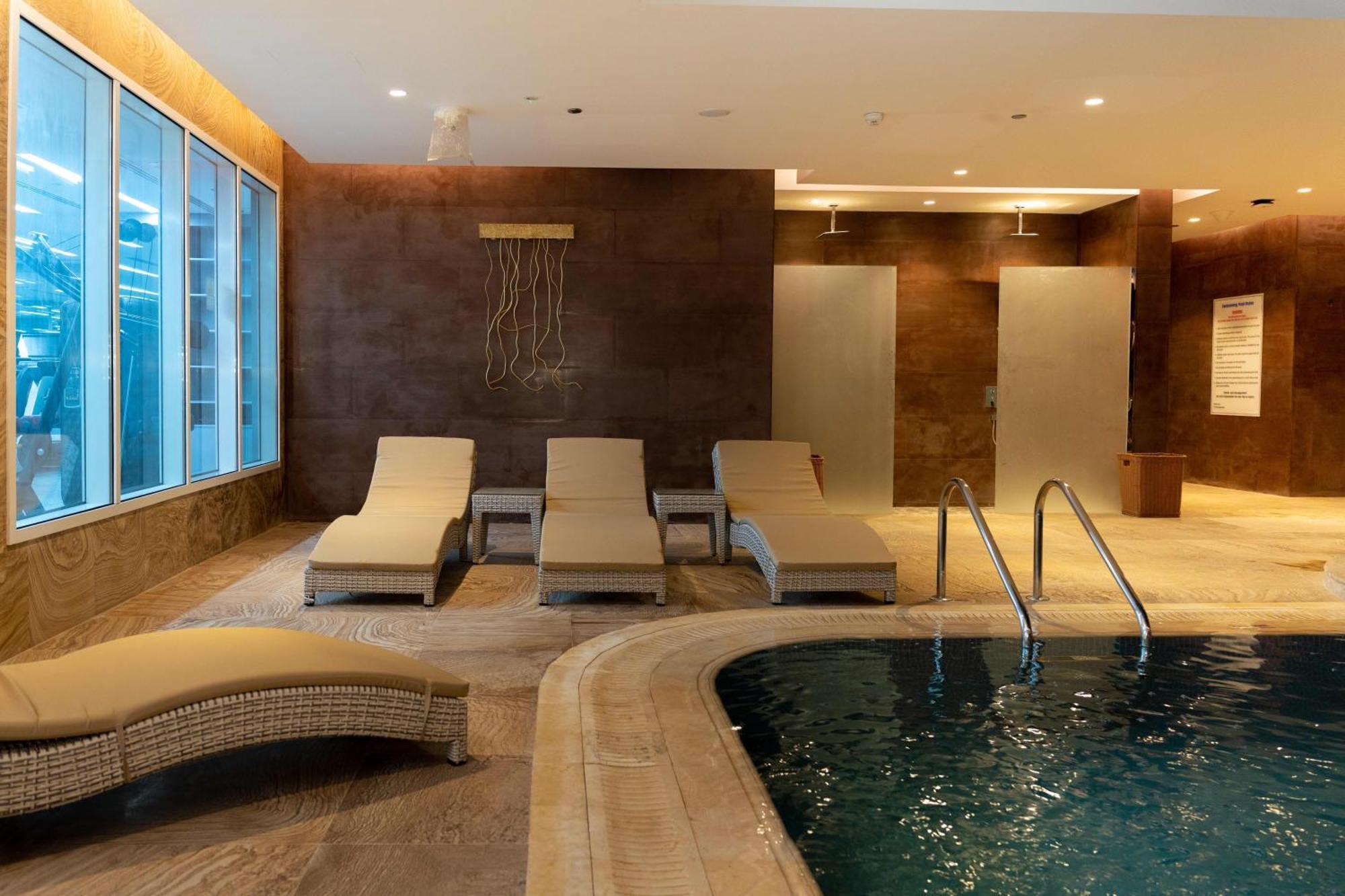 Millennium Place Doha Eksteriør billede Spa at the hotel
