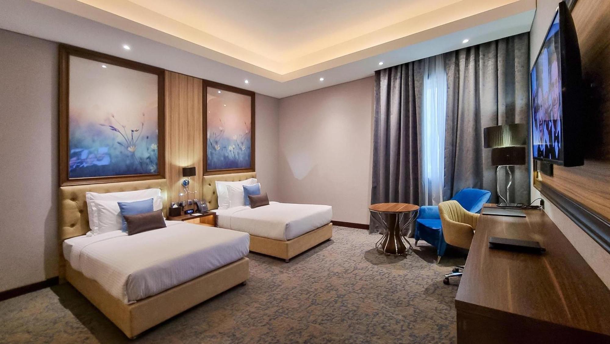 Millennium Place Doha Eksteriør billede Deluxe Twin