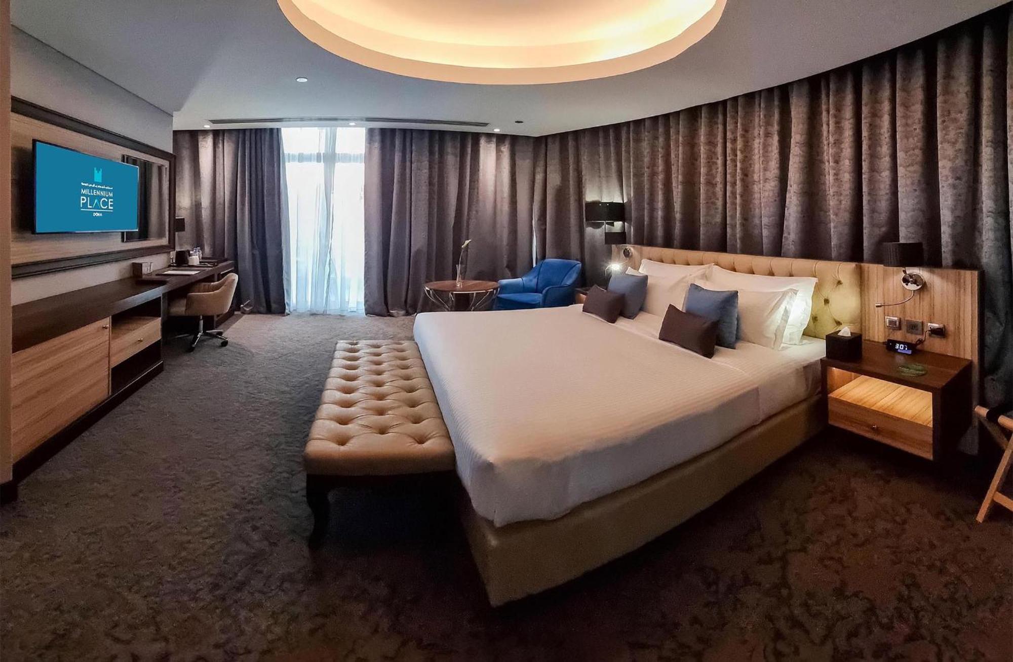 Millennium Place Doha Eksteriør billede Deluxe Suite