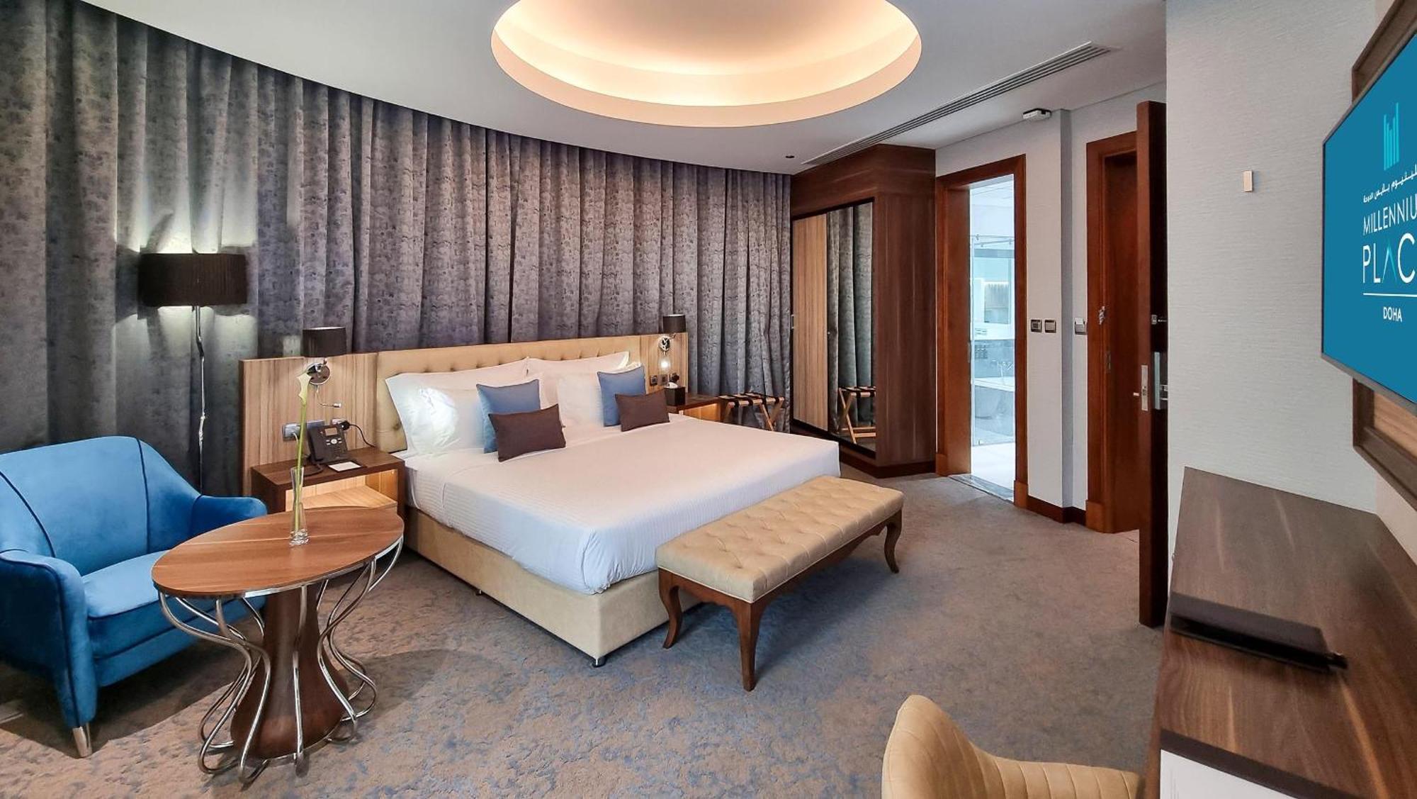 Millennium Place Doha Eksteriør billede A bedroom at the hotel